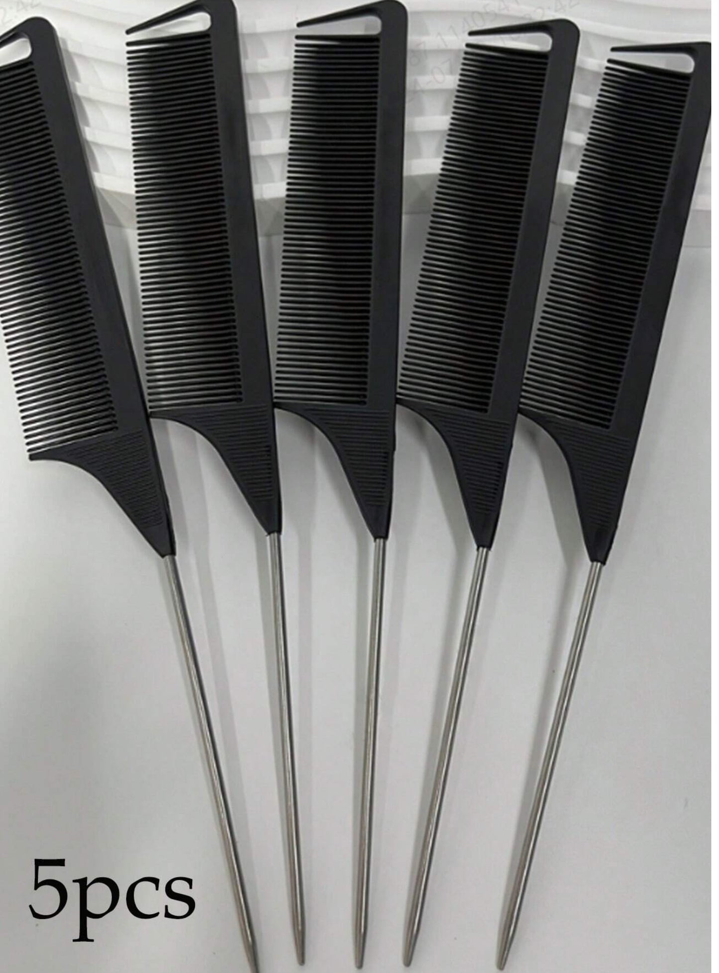 Pointed Tail Comb